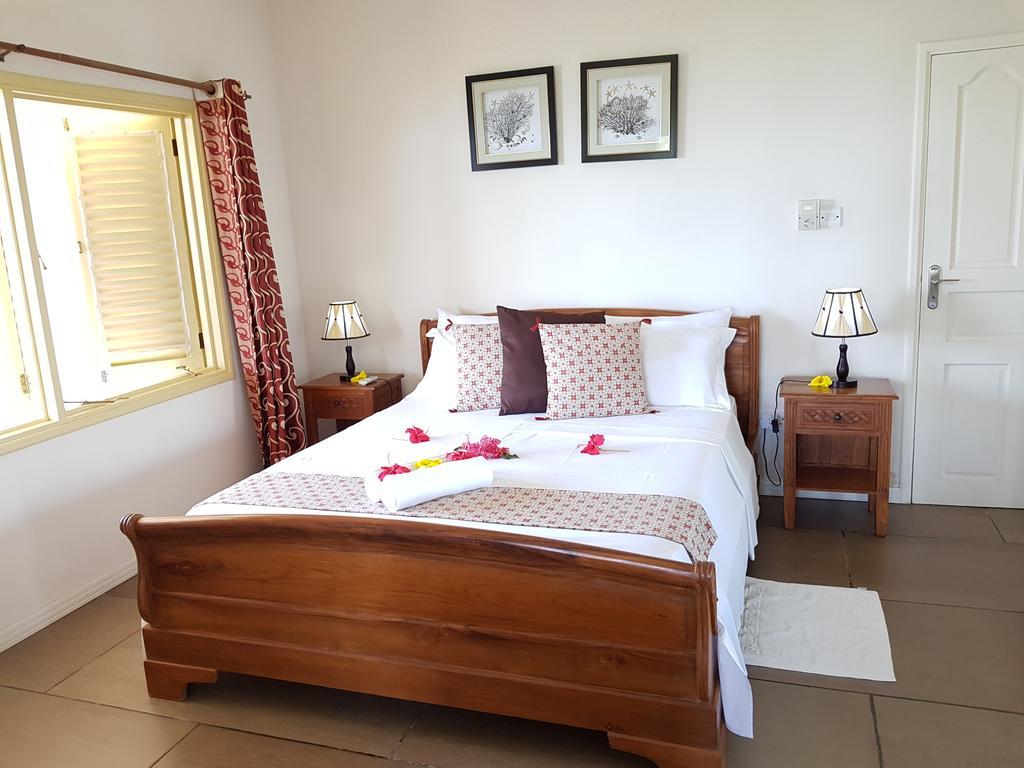 Summer Self Catering Baie Sainte Anne Bagian luar foto