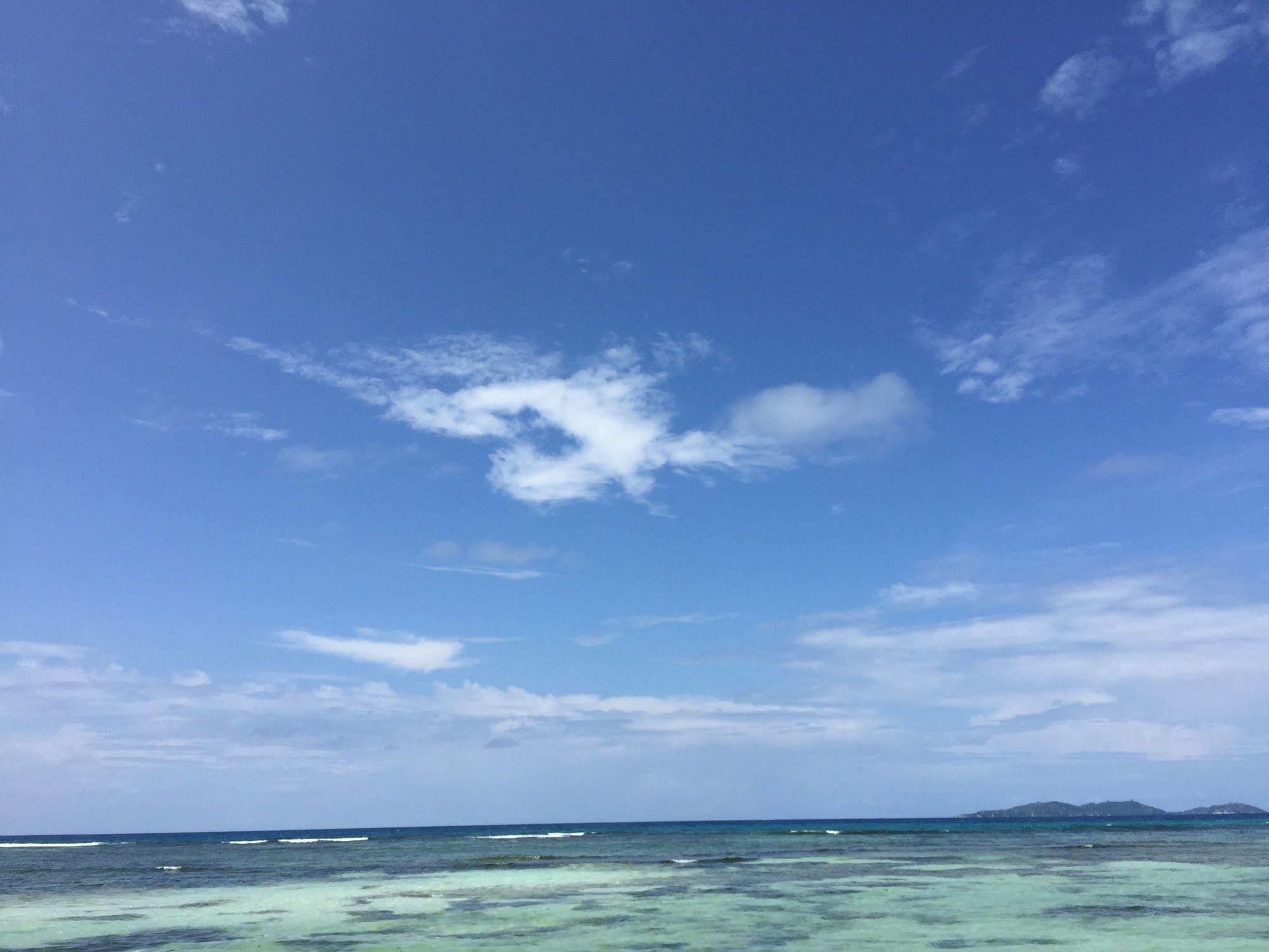 Summer Self Catering Baie Sainte Anne Bagian luar foto